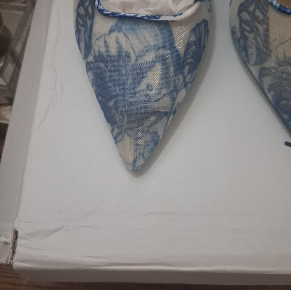 Blue Floral Pearl-Embellished Women’s Kitten Heal - Picture 9 of 9